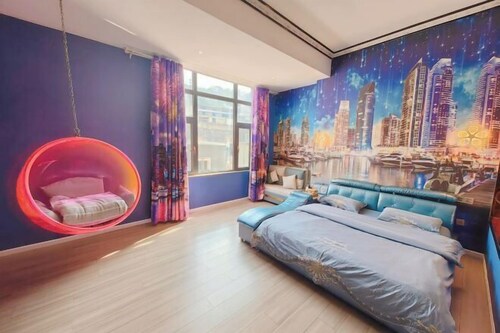 Longling Ocean Theme Hotel