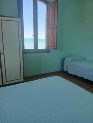 2 soverom, strykejern/-brett, wi-fi og sengetøy