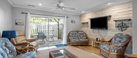 Casa, 2 habitaciones | Área de sala de estar