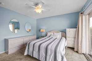 2 bedrooms, free WiFi - Dreamy Vacation Smart-home By The Beach 2 Bedroom Home by RedAwning (Atlantic Beach)