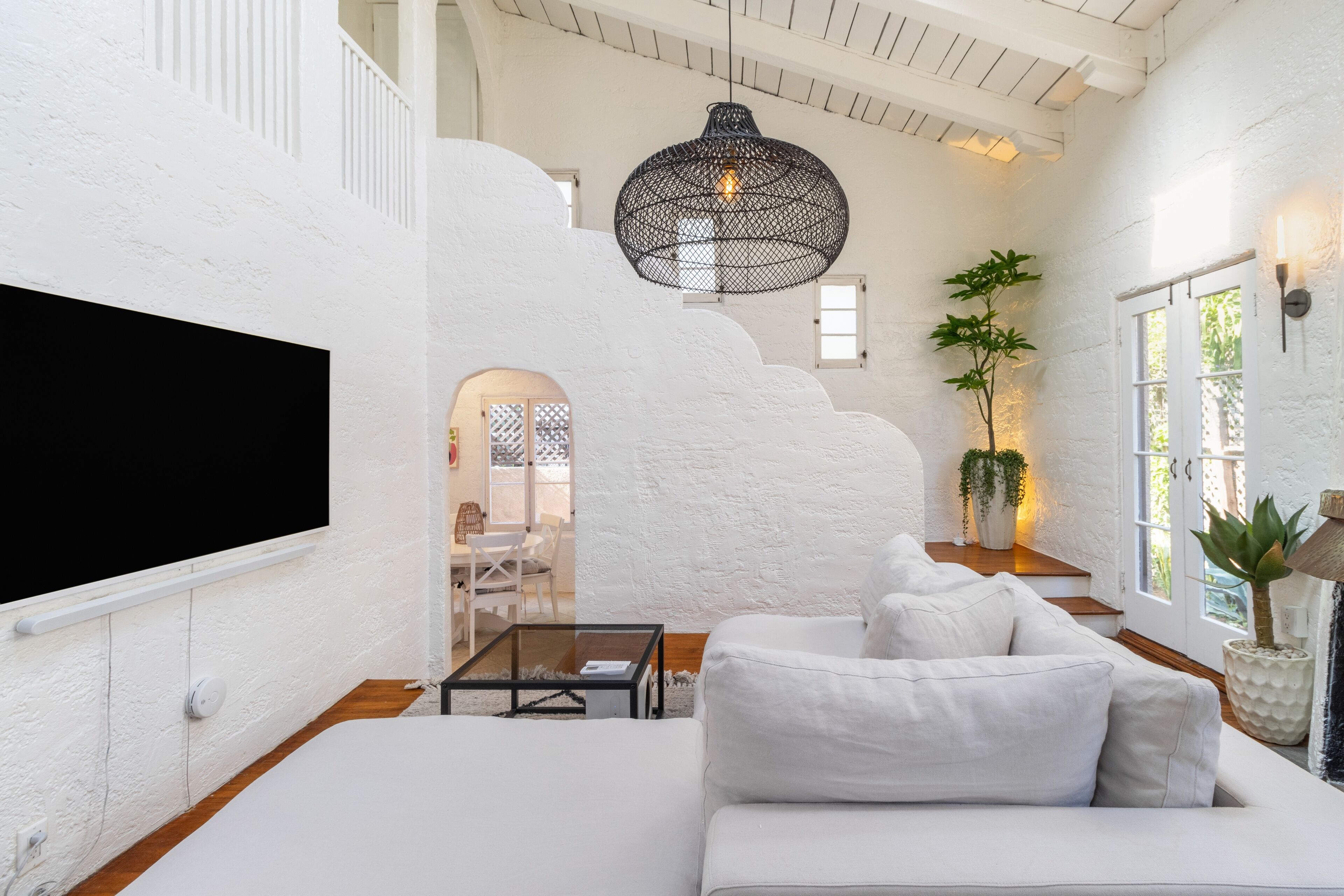 Bungalow, 3 Bedrooms | Living area