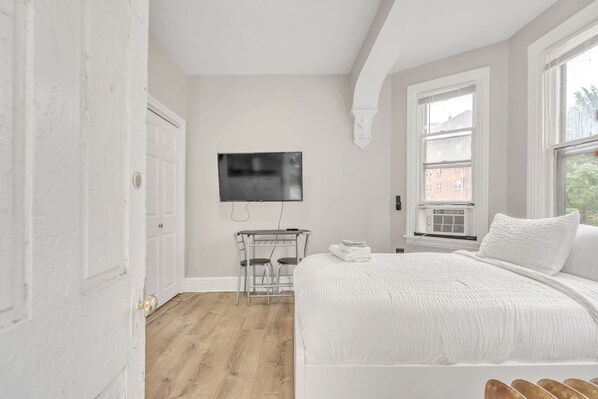 Huoneisto, 1 makuuhuone | 1 makuuhuone, työpöytä, kannettavalle tietokoneelle sopiva työtila