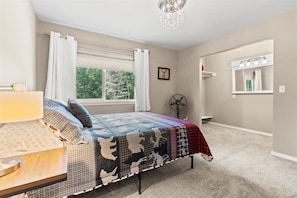 House, 5 Bedrooms | Dining - Moose Meadow 5 Bedroom Home by RedAwning (Anchorage)