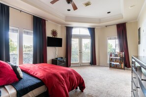 Casa, 2 habitaciones | 2 habitaciones, escritorio y espacio para trabajar con laptop 