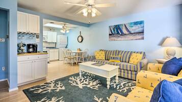 House, 2 Bedrooms | Living area