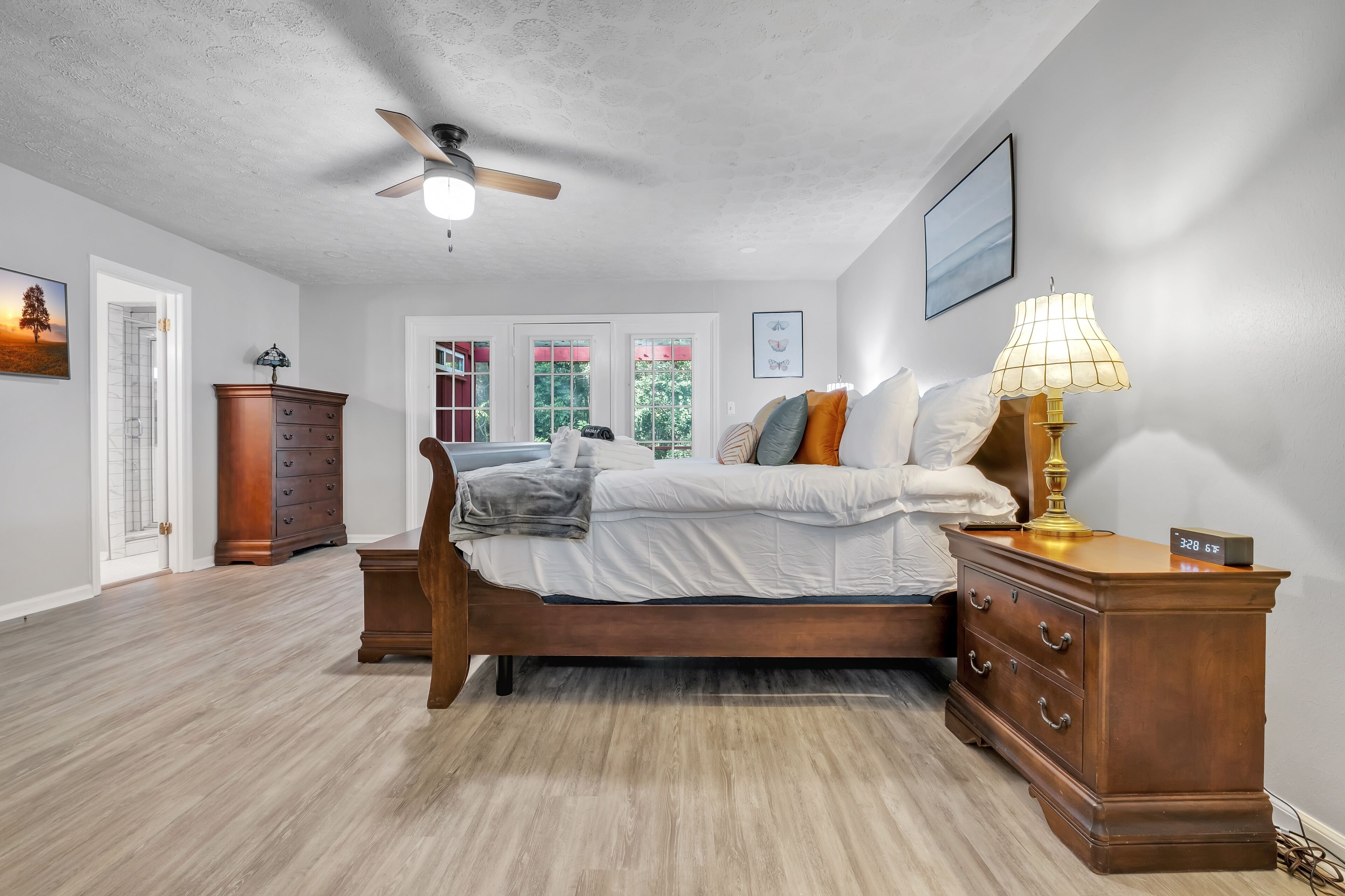 House, 4 Bedrooms | 4 bedrooms, desk, laptop workspace, iron/ironing board