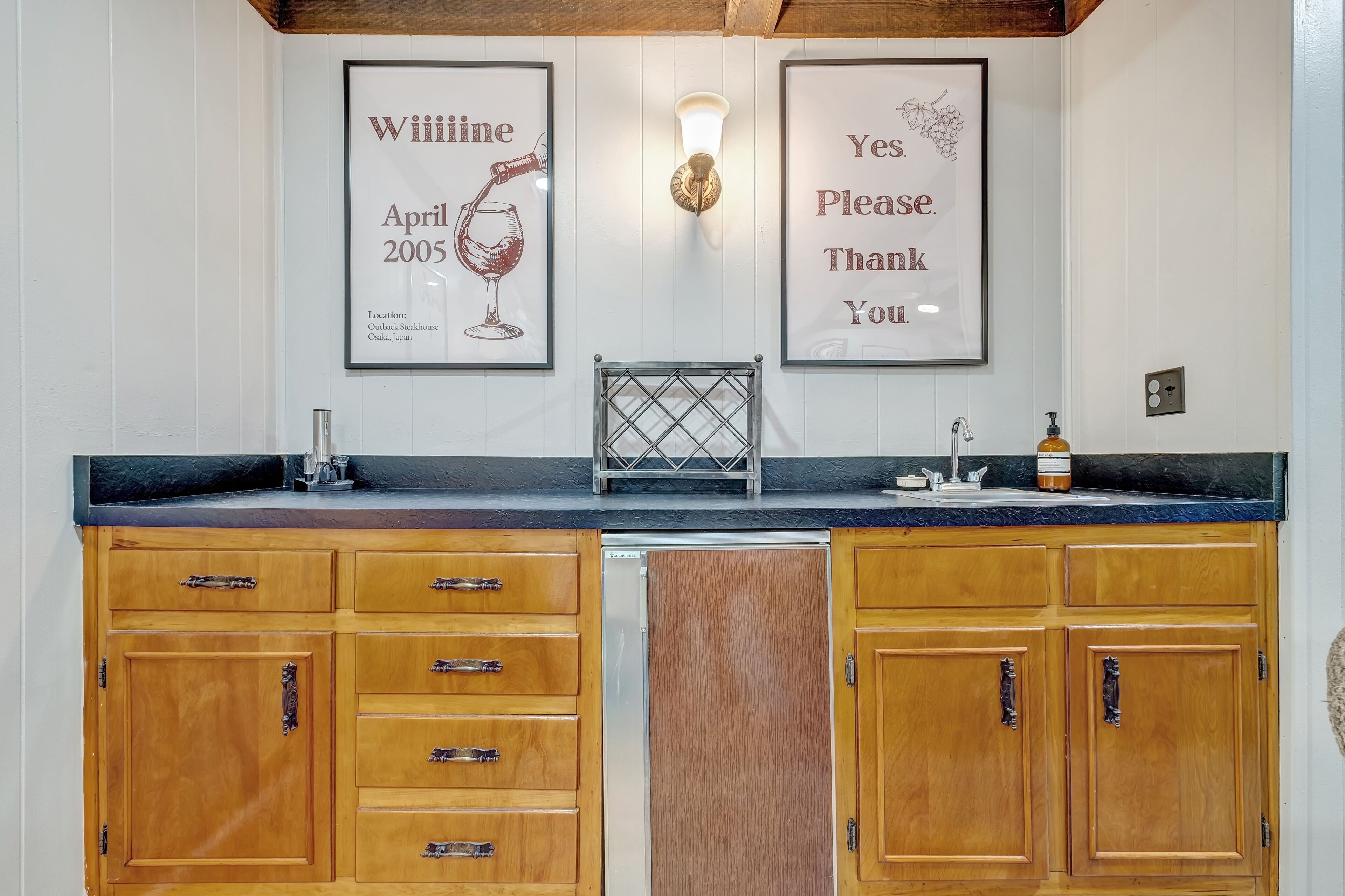 House, 4 Bedrooms | Private kitchen | Fridge, oven, coffee/tea maker, toaster