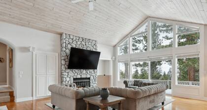 The Royal Canterbury Retreat - Lake Tahoe by RedAwning