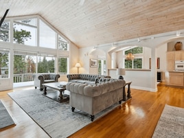 House, 3 Bedrooms | Living area