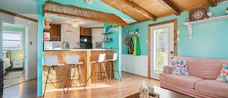 House, 2 Bedrooms | Living area