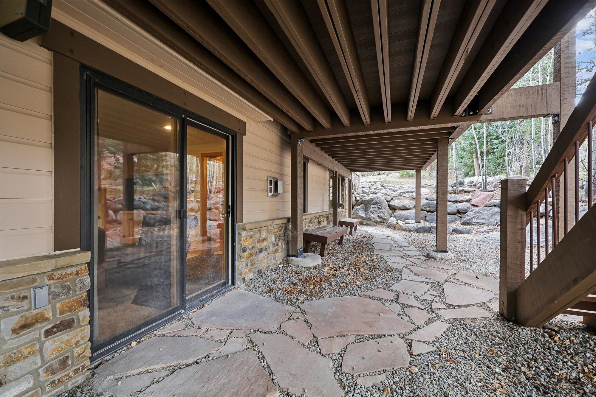 Huis, 5 slaapkamers | Details aan de buitenkant