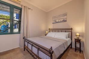 3 bedrooms, in-room safe, desk, iron/ironing board - 3-bedroom house in peaceful Ρόδος Κοσκινού with WiFi, AC (Ρόδος Κοσκινού)