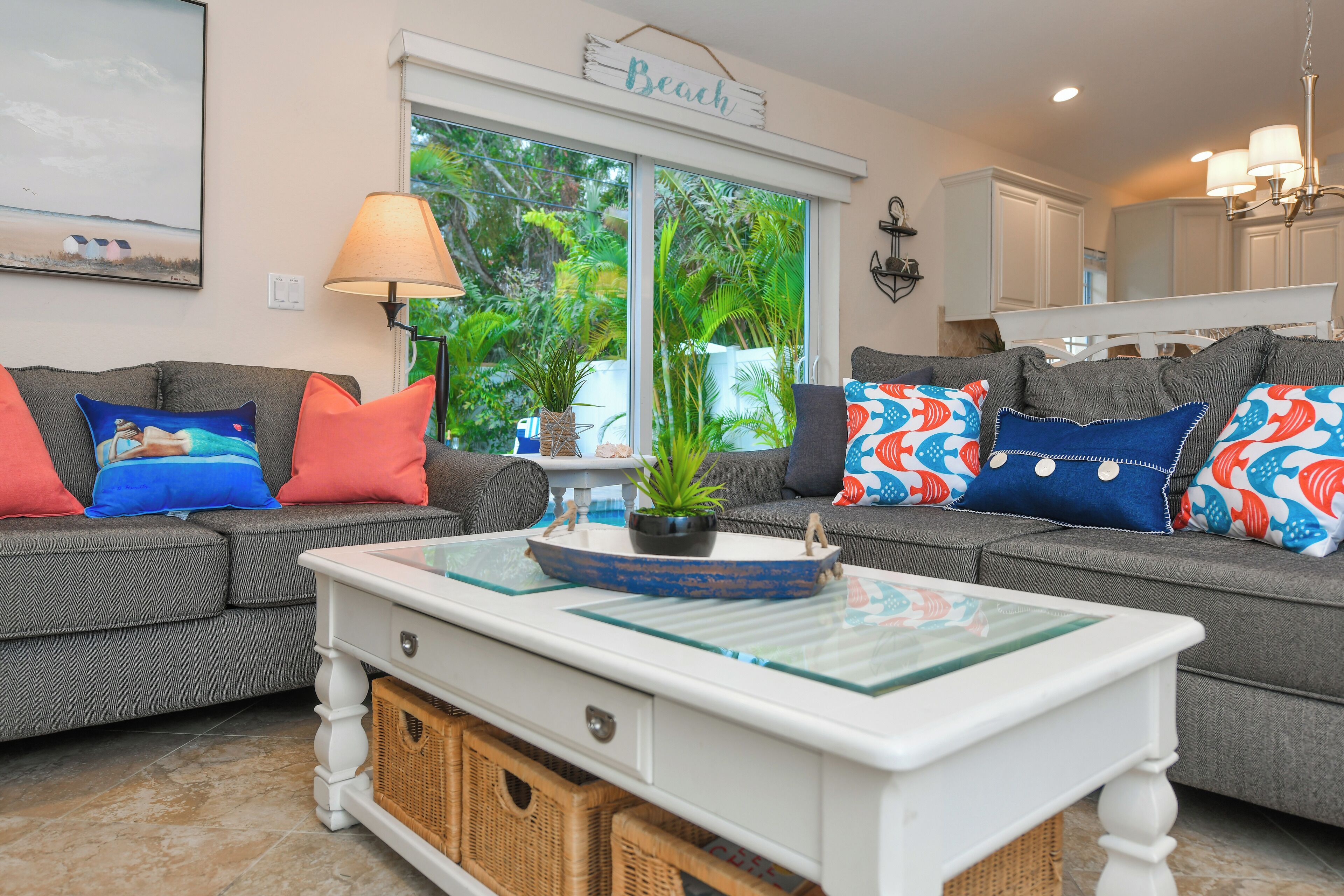 Dual-unit Retreat With 2 Pools, Walk To Beach - Holmes Beach, FL