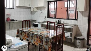 Private kitchen - Duque Hostel (Belém)