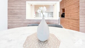 Appartement (1 Bedroom) | Dineren op de kamer