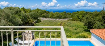 Villa Thalea - Two Bedroom Villa, Sleeps 4