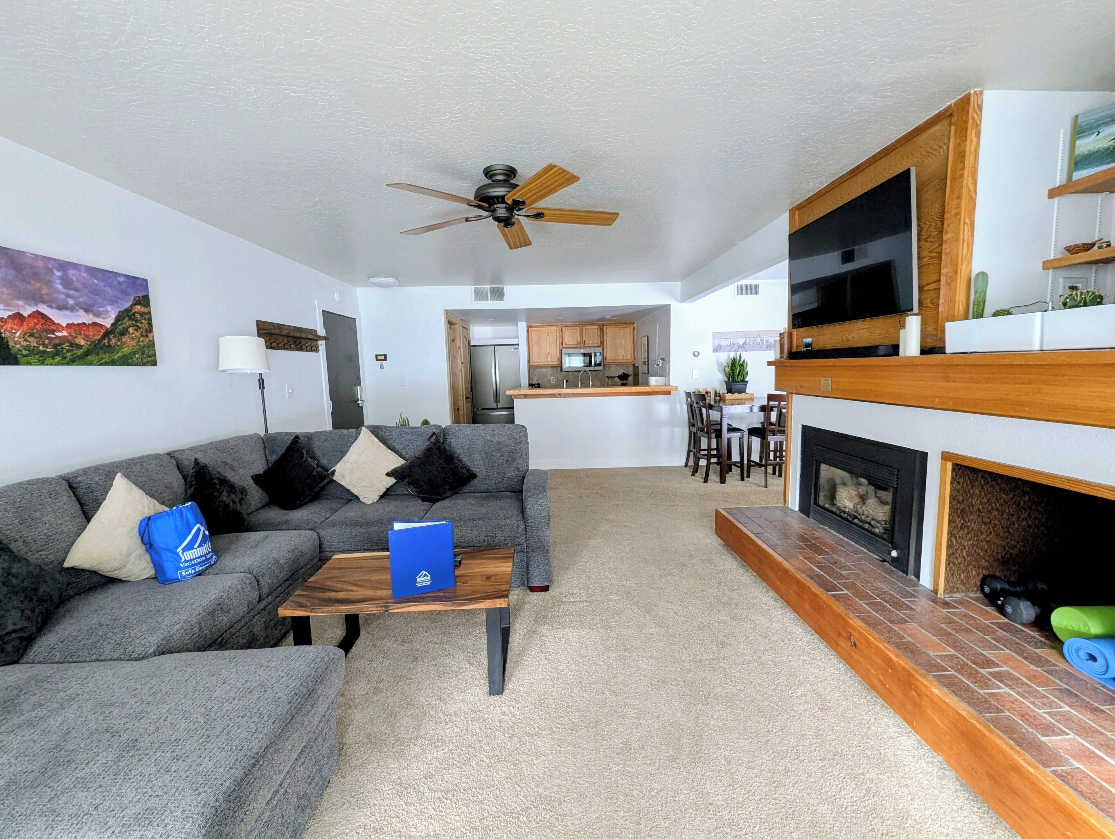 スマートテレビ、暖炉