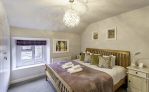 Cottage | 2 bedrooms, iron/ironing board, free WiFi, bed sheets - Luxury Peak District Cottage Retreat (Bakewell)