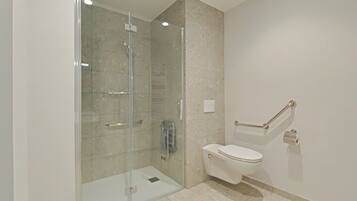 Douche, serviettes fournies