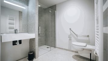 Douche, serviettes fournies