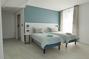 Free WiFi, bed sheets, wheelchair access