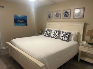 1 bedroom, iron/ironing board, free WiFi, bed sheets - JETTY VIEW AT JETTY EAST! 1 FREE BEACH CHAIR SET UP EACH DAY OF YOUR STAY! (Destin)