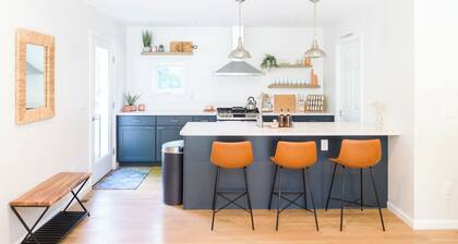 5 Min to Downtown Warwick, Wineries, Breweries, Hikes, Shops, & Greenwood Lake!