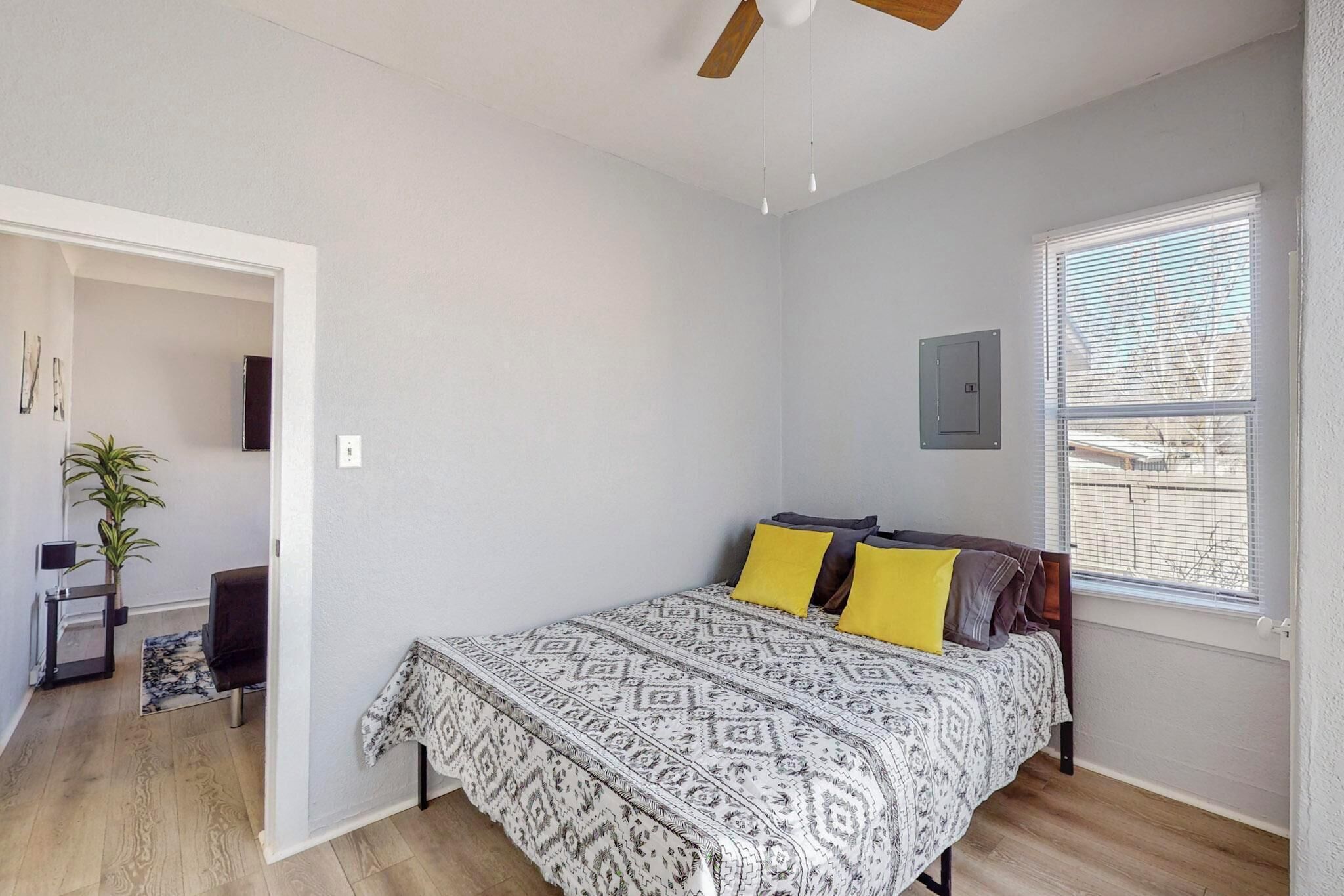 1 bedroom, iron/ironing board, WiFi, bed sheets