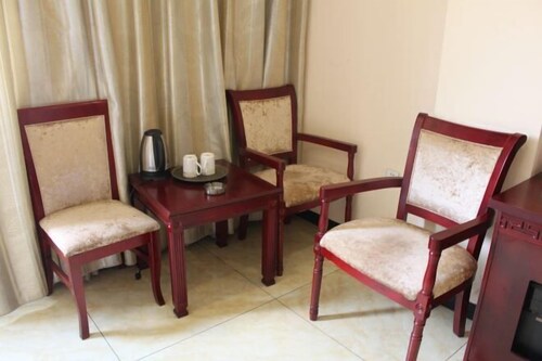 Jinquan Business Hotel