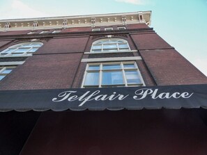 المنشأة من الخارج