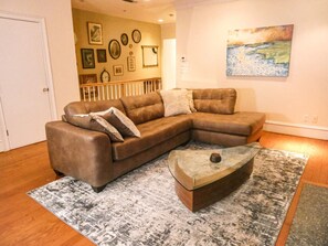 Smart TV, fireplace, video games, books - Spacious rooms overlooking famous Savannah streets (Savannah)