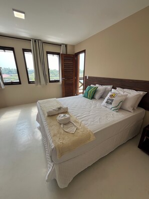 高級雙人房, 1 張加大雙人床, 露台, 城市景 | 迷你吧、免費 Wi-Fi、床單