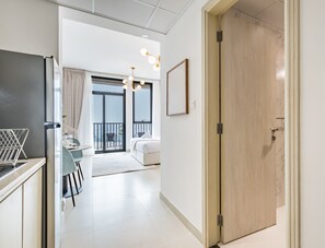 Interior - Charming Studio Apartment in Afnan 4, IMPZ by Deluxe Holiday Homes (Dubai)