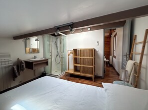 2 bedrooms, travel cot, free WiFi - Warm and bright family apartment close to the center (Villard-de-Lans)