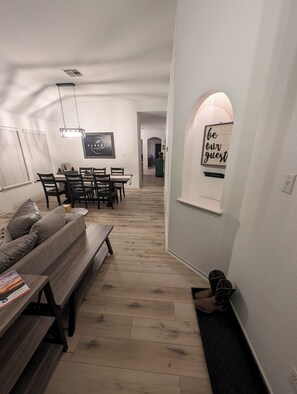 Interior - 3-bedroom vacation home just 18 minutes from Lake Travis (Leander)