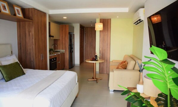1 bedroom, iron/ironing board, WiFi, bed sheets