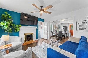 Smart TV, fireplace, computer monitors, printers