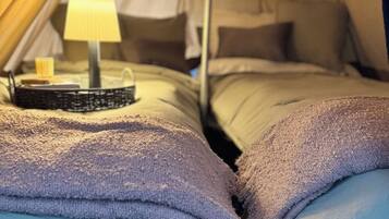 1 quarto, roupa de cama