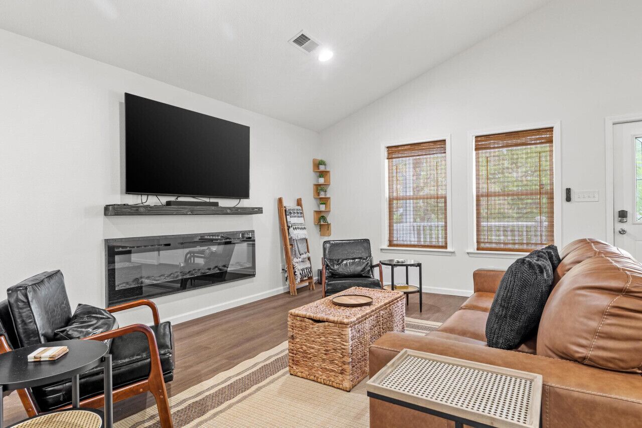 Smart TV, fireplace, books