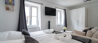 Wachau Oasis | 45m² | Stylish with terrace | For 4 people | WLAN & washer-dryer