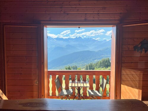 La Cochette, Appartement Dans un Chalet en Pleine Nature