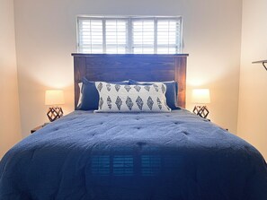 4 chambres, fer et planche à repasser, Wi-Fi, draps fournis