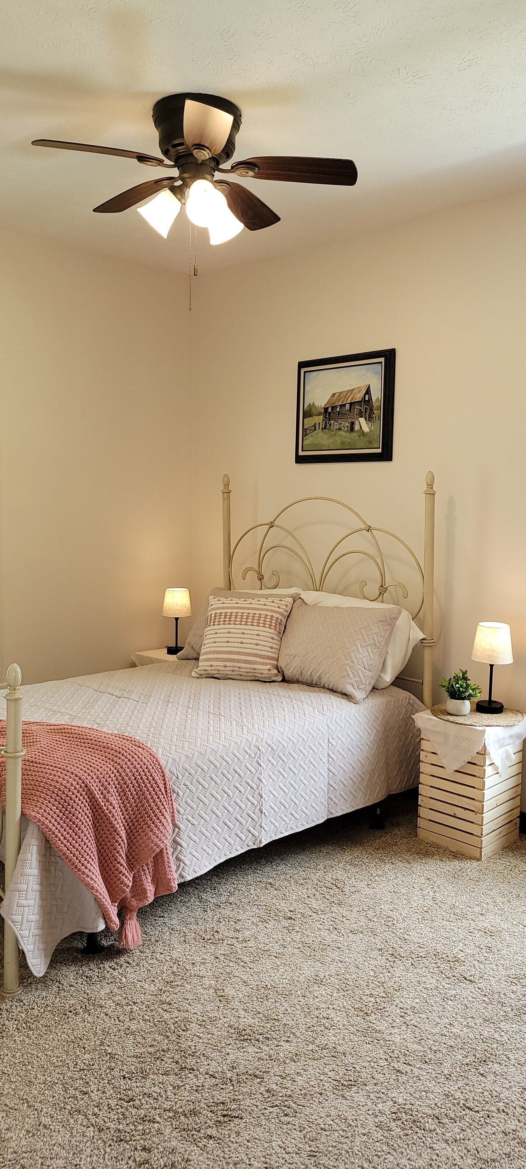 2 bedrooms, travel crib, WiFi, bed sheets