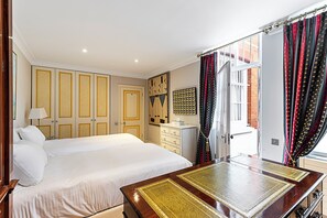 Basic Apartment - Elegant Two-bedroom Flat in Evelyn Gardens (London)
