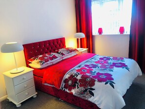 House - Stunning Double Bedroom House Closer to the sea (Hartlepool)