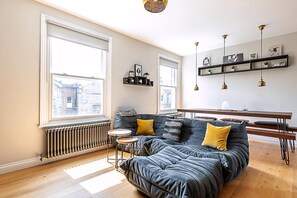Apartment | Living room - Rustic and Contemporary Haven in Brixton (London)