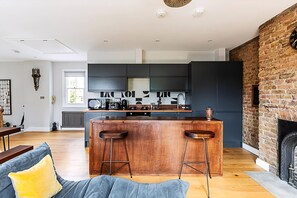 Apartment | Living room - Rustic and Contemporary Haven in Brixton (London)