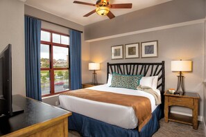 3 bedrooms, WiFi, bed sheets - 3Bed/2Bath at Great Smokies Lodge! (Sevierville)