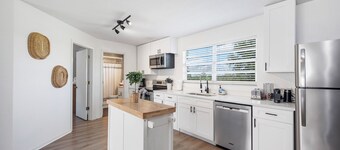 Charming 2-bedroom Guest House with WiFi and AC in Central Lakeland