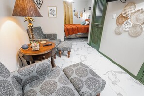 Interior - Midland's Most Private Tiny Cottage (Midland)